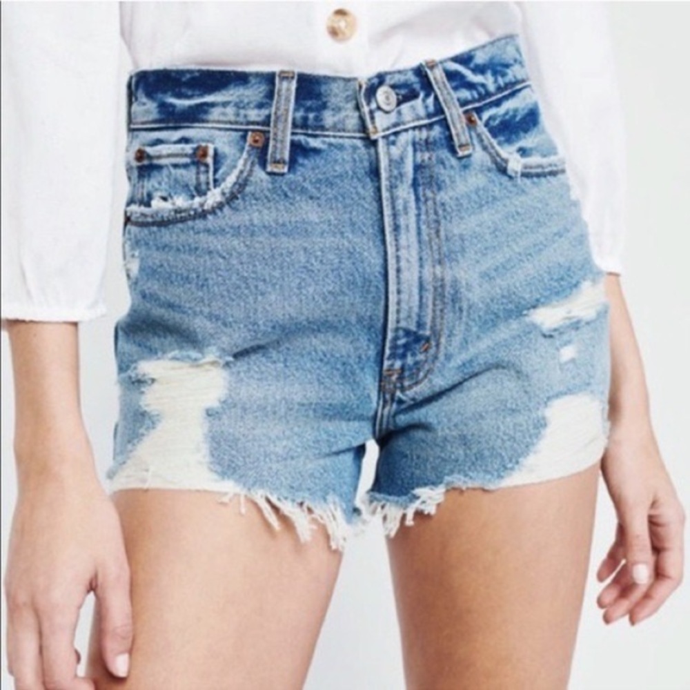 Abercrombie high rise mom shorts